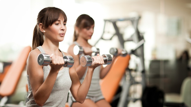 Women lifting weights.jpg